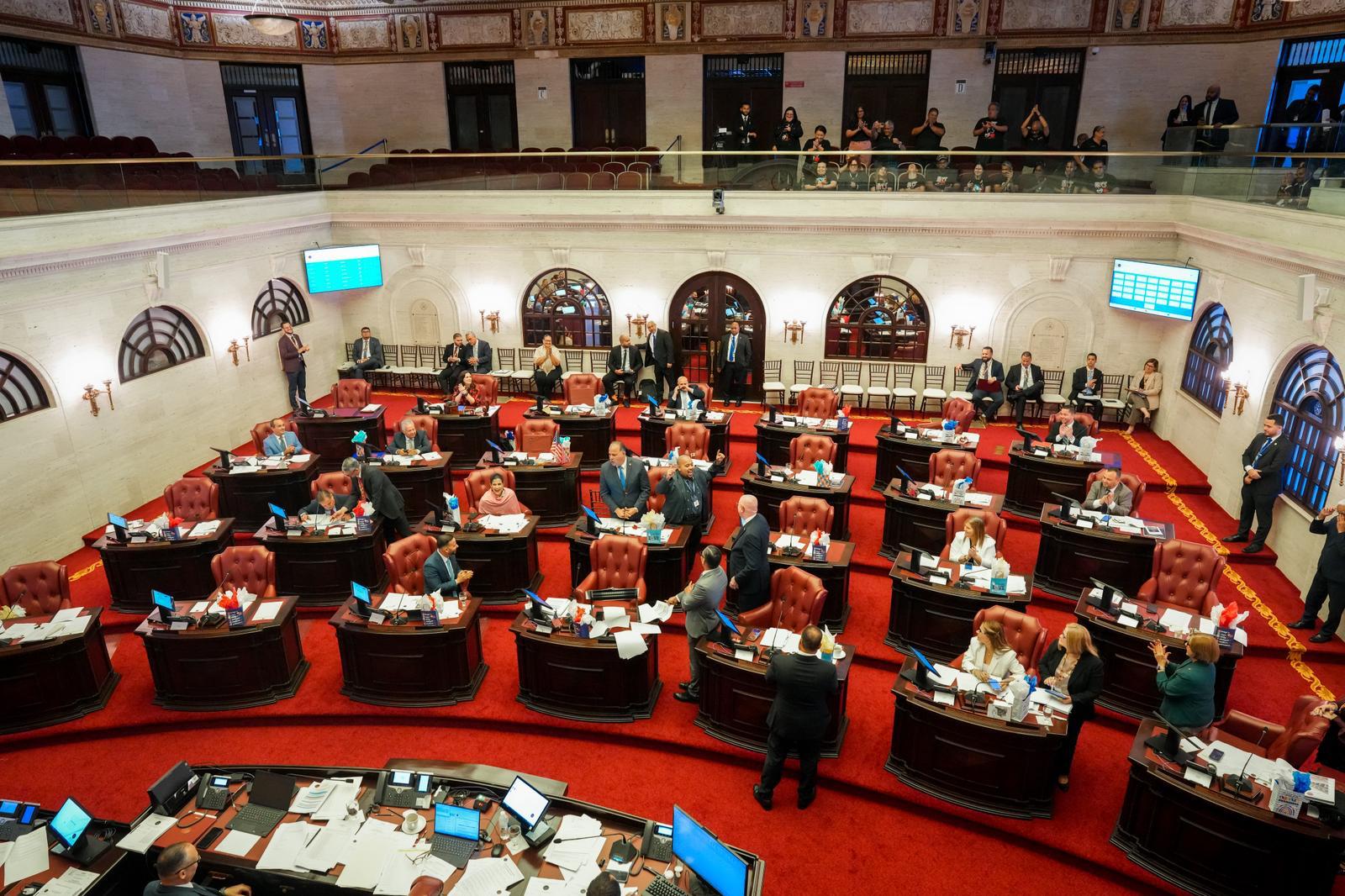 Imagen de Alto Cuerpo aprueba medidas sobre justicia contributiva y penal en Puerto Rico