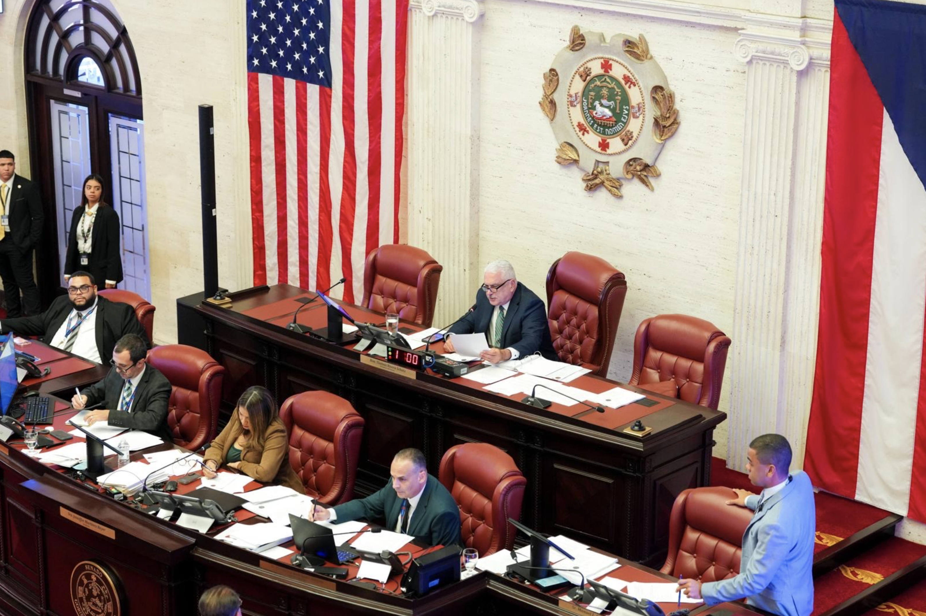 Imagen de Senado aprueba exención contributiva a bomberos por pagos de horas extras