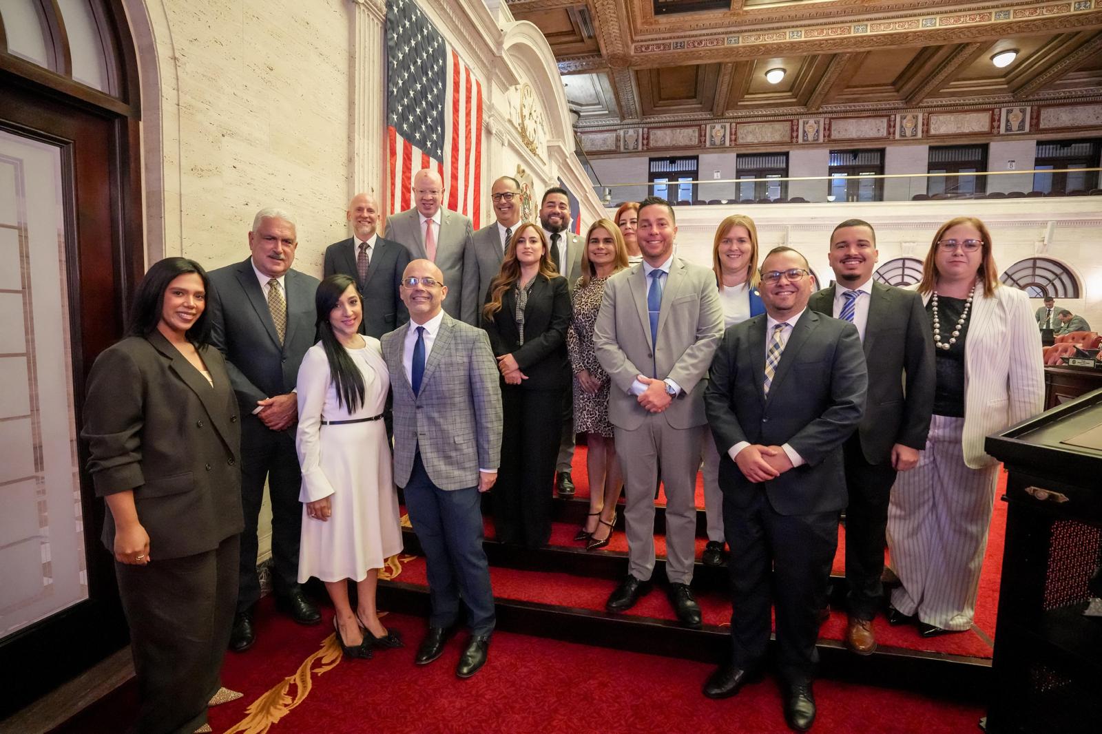 Imagen de Senado avala medida del Presidente senatorial para establecer la “Ley para la Protección Económica de Menores en la Monetización Digital”