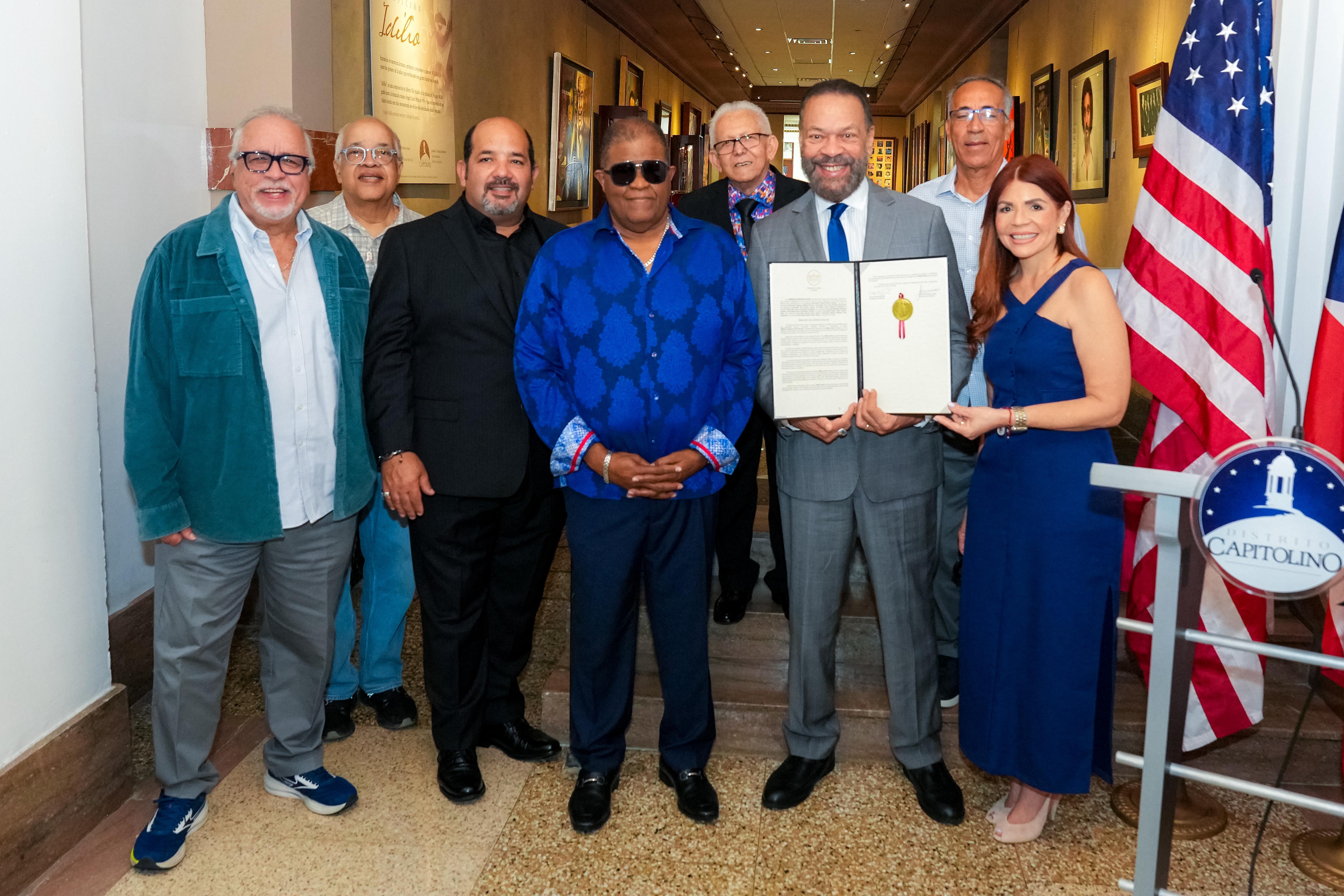 Imagen de Senado inaugura exposición “Idilio” en honor al legado del artista Willie Colón 