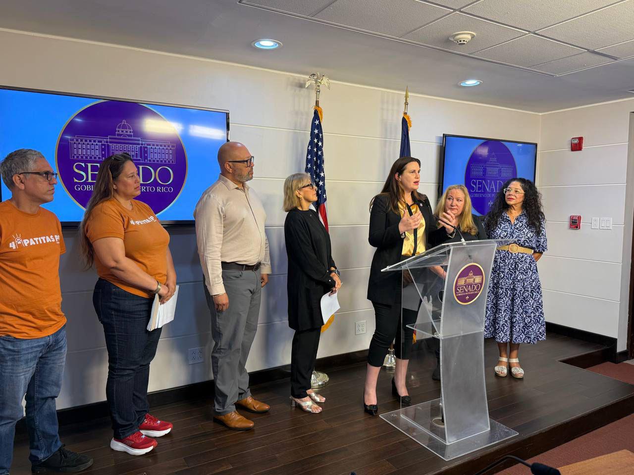 foto de Senadora radica medida para permitir que cenizas de mascostas descansen junto a los restos de sus dueños