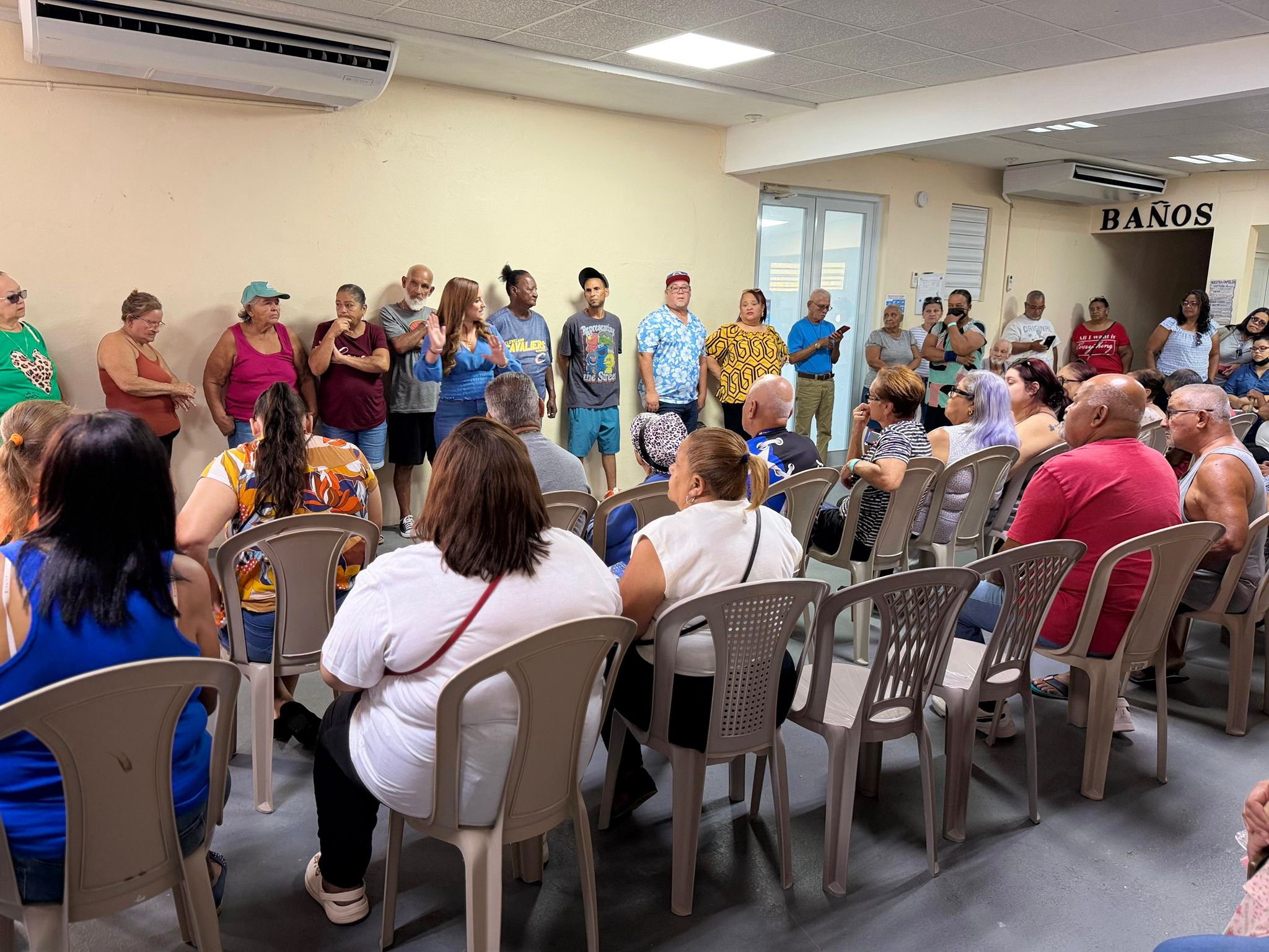Imagen de Senadora Jamie Barlucea continúa llevando apoyo directo a las comunidades en Juana Díaz