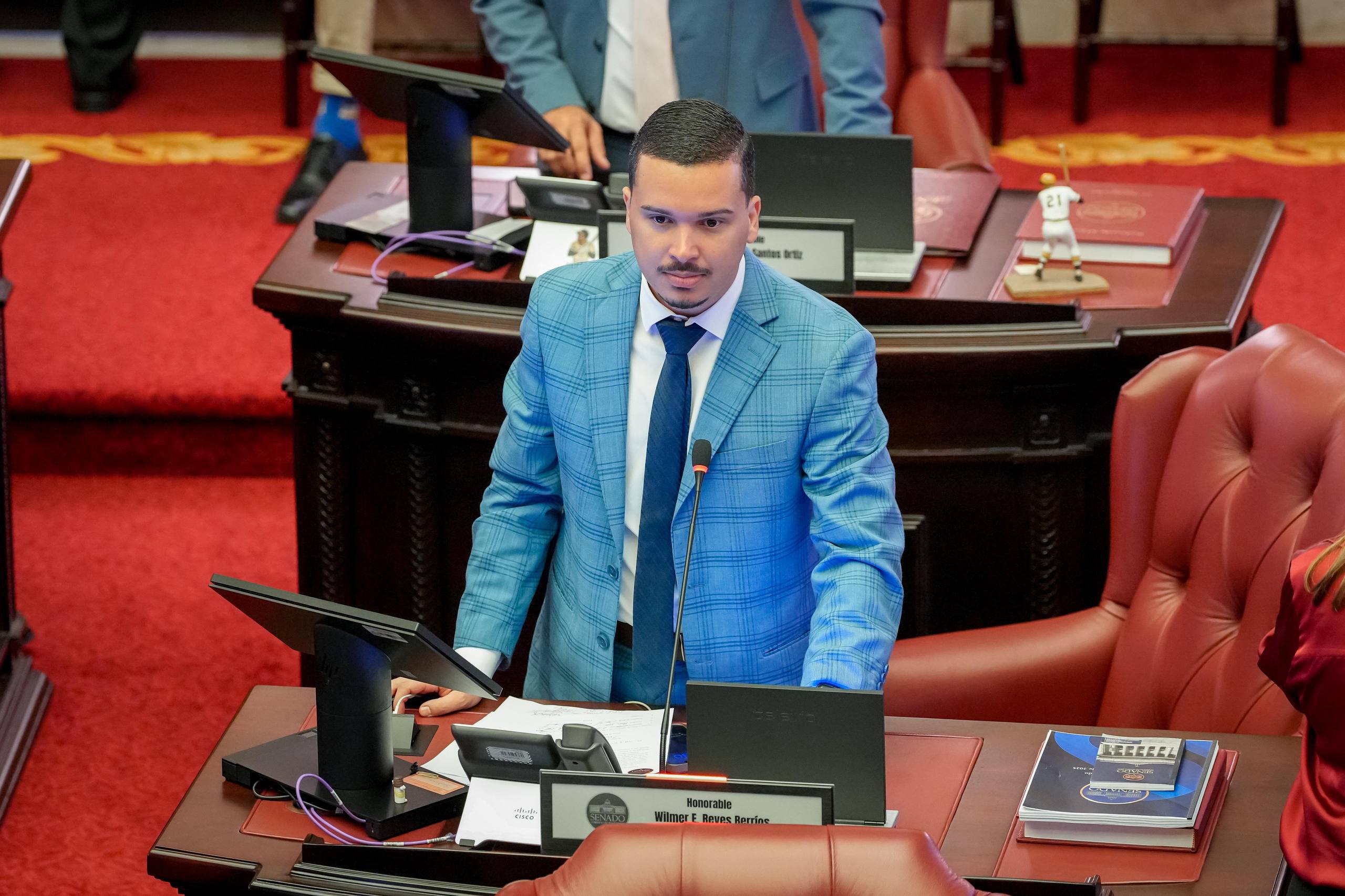 Imagen de Senador Wilmer Reyes Berríos impulsa legislación para modernizar y establecer estándares en el sistema de refugios ante la próxima temporada de huracanes