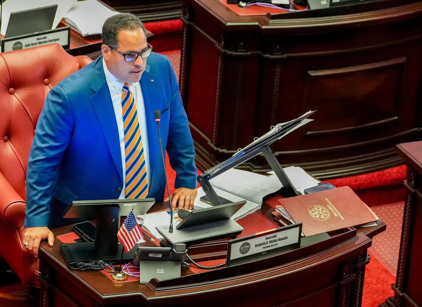 Imagen de Designan a Carmelo Ríos como Embajador Honorario del Caribe Unido