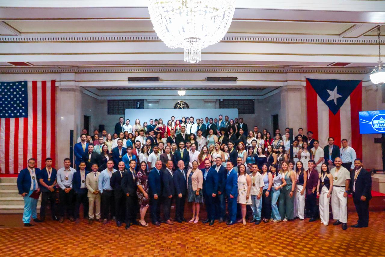 Imagen de Senado reconoce a jóvenes destacados de todo Puerto Rico durante actividad del Mes de la Juventud