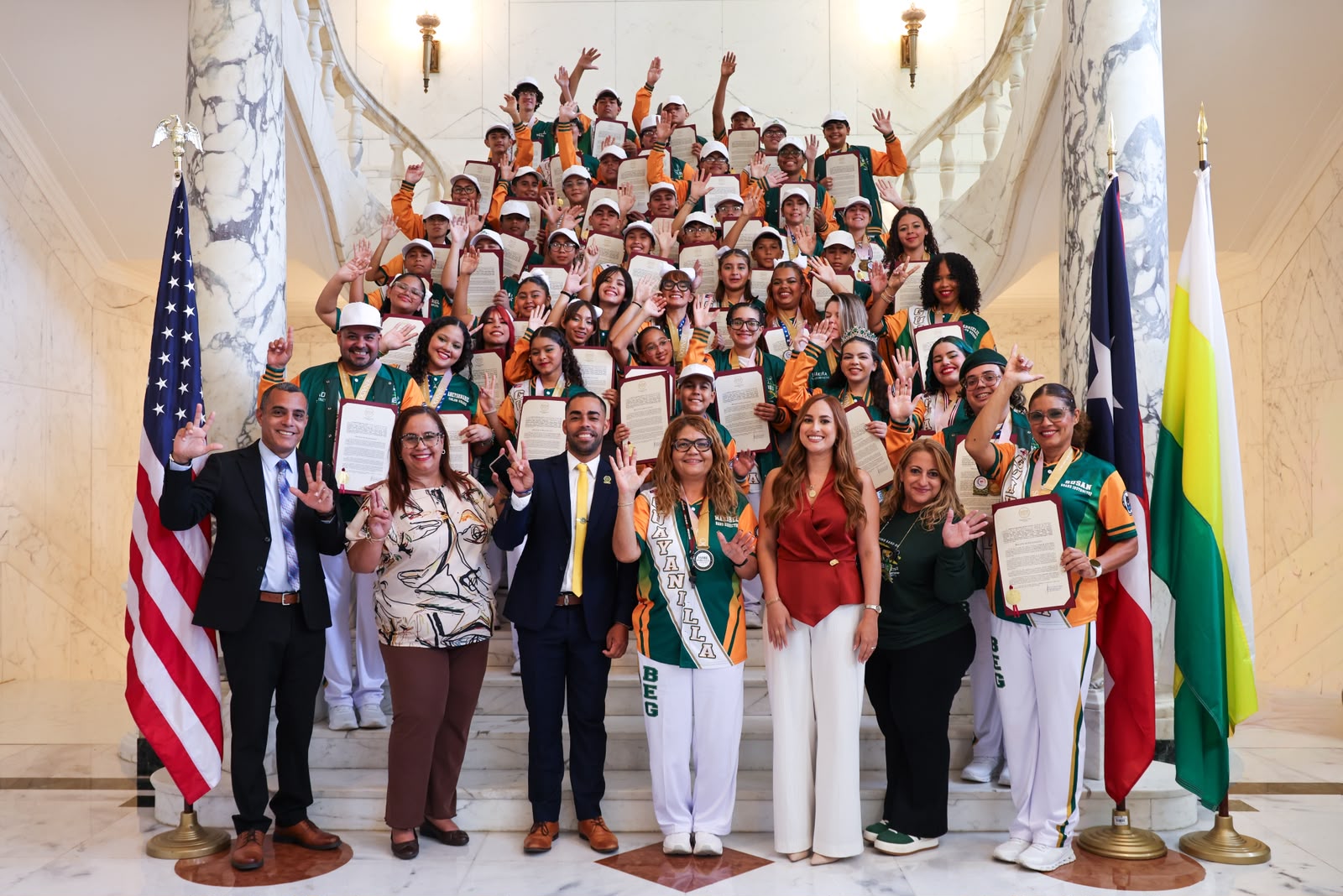 Imagen de Senado reconoce los logros de la Banda Escolar de Guayanilla y la boxeadora Jerryanis “La Yeya” Morales