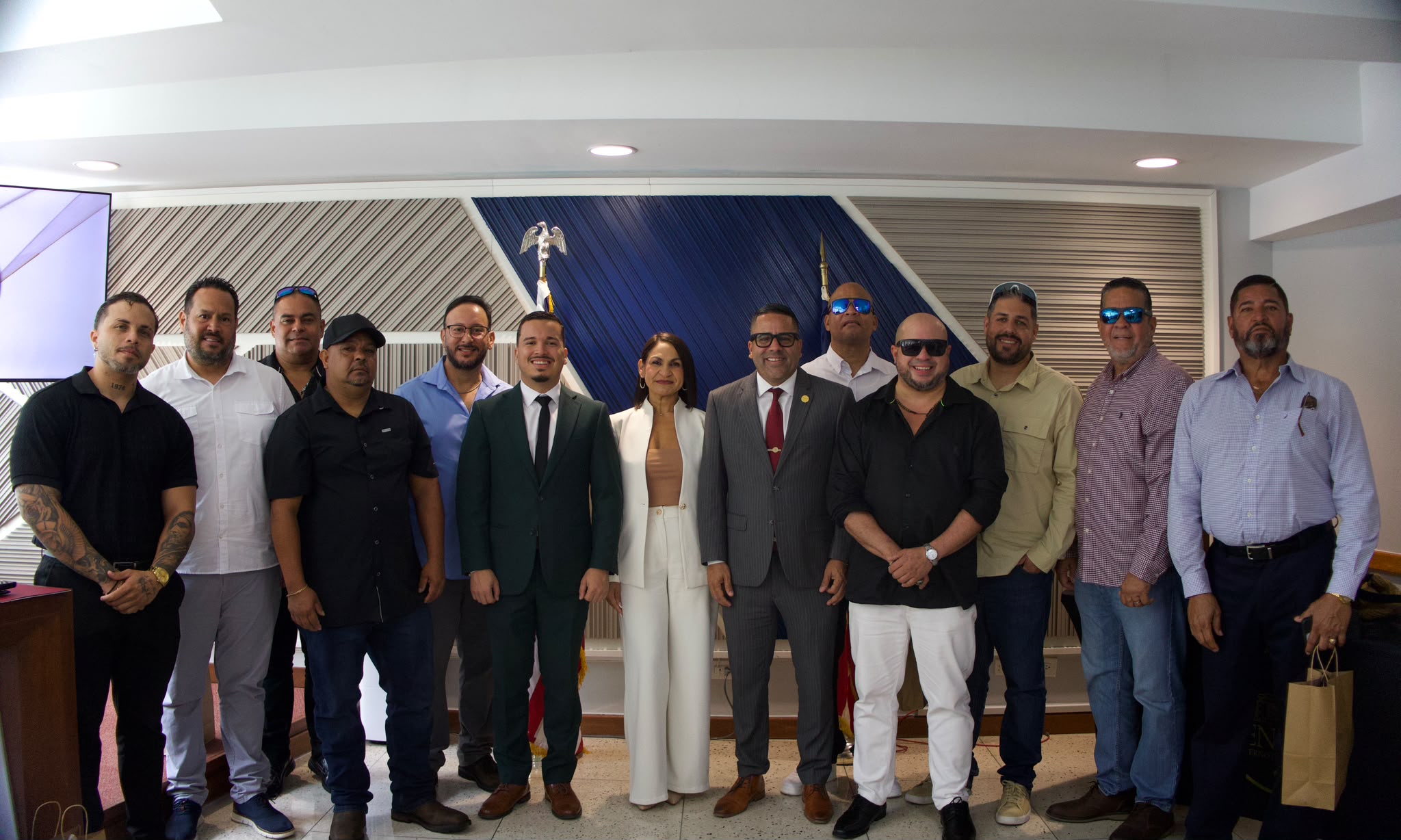 Imagen de Senado reconoce a empleados de la Autoridad de Edificios Públicos por su labor en iniciativa “Quiero Mi Escuela”