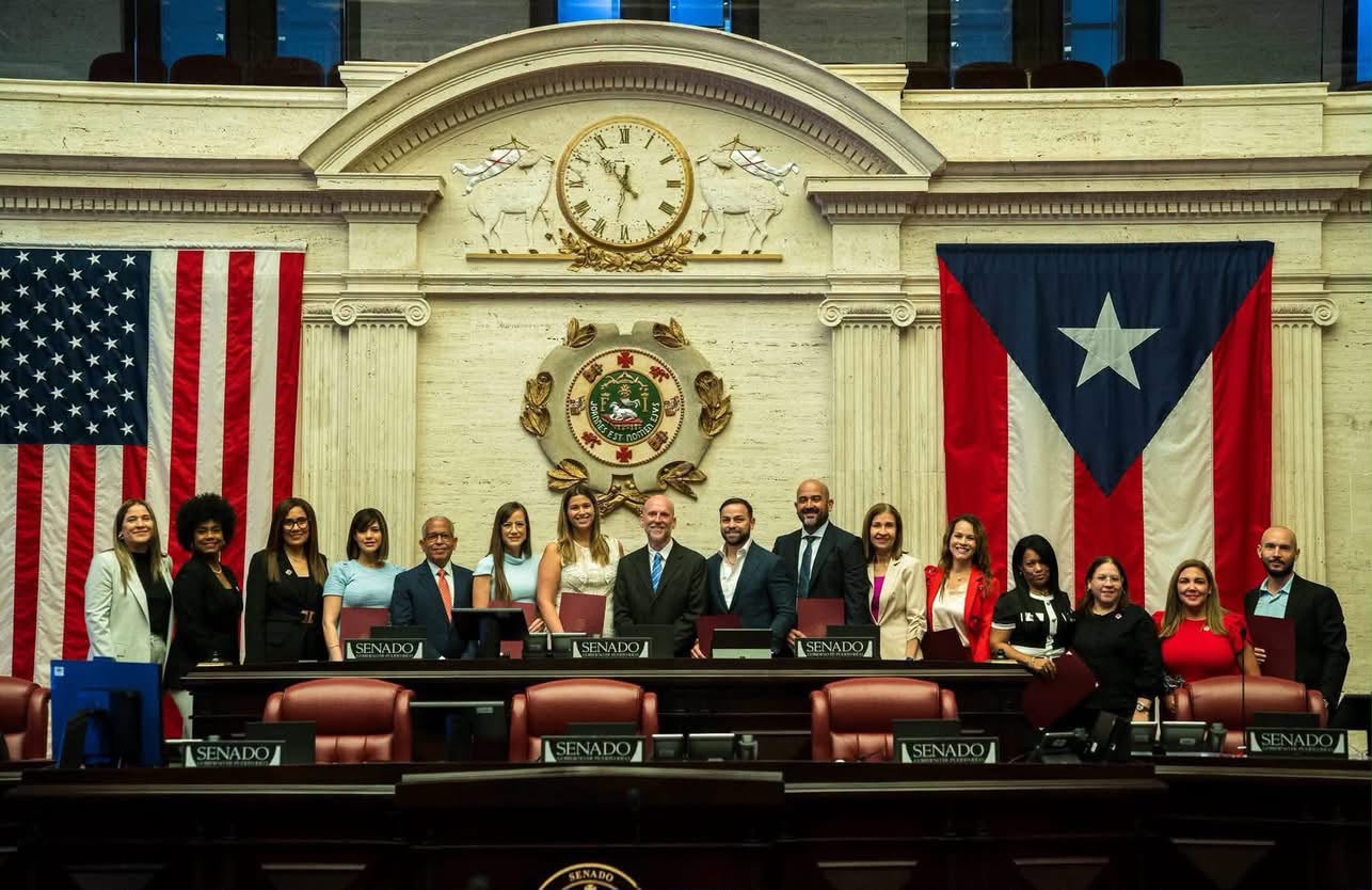 Imagen de Senado reconoce a médicos por acreditación internacional del Programa de Trasplante de Médula Ósea 