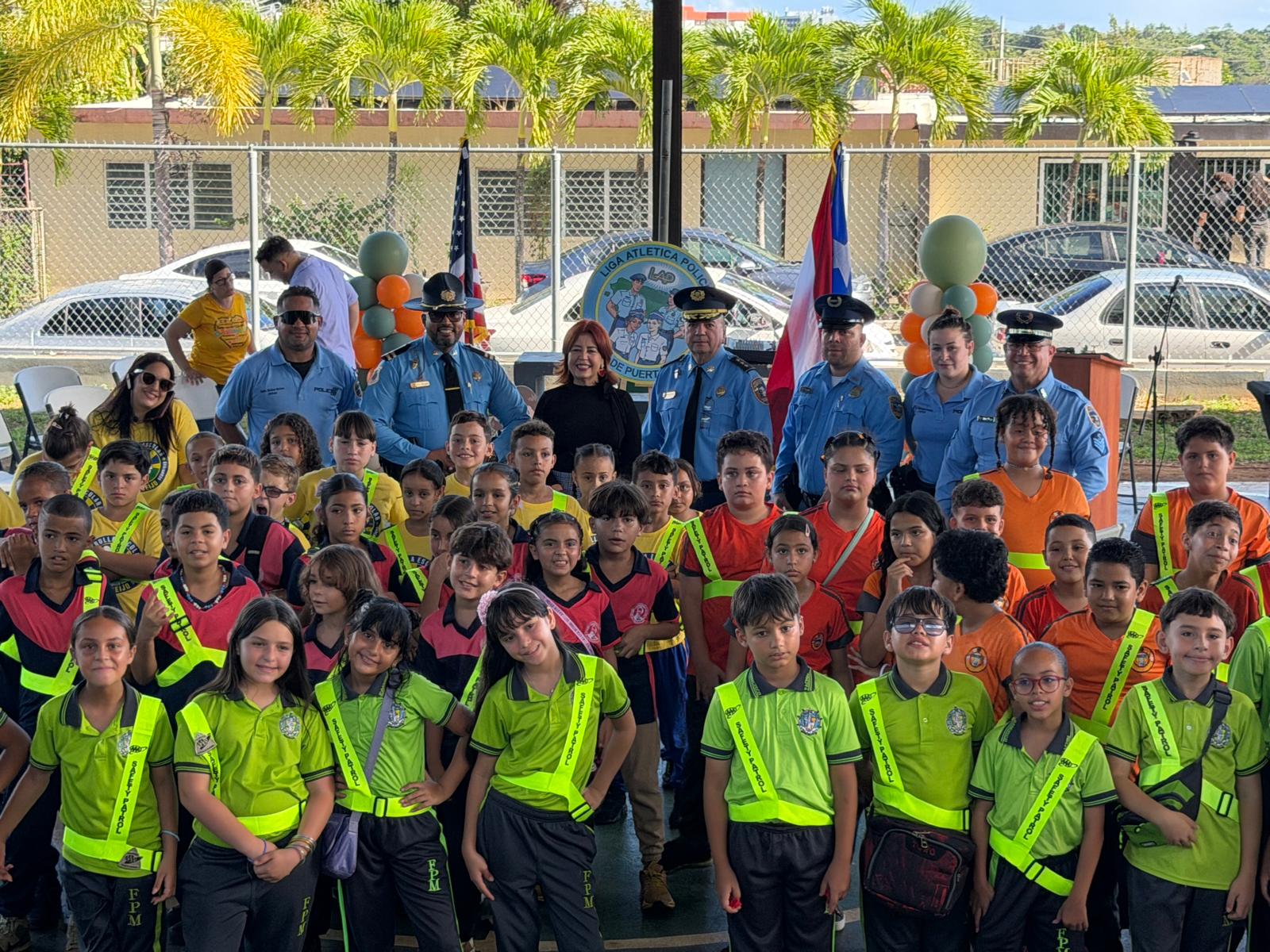 Imagen de Senadora Brenda Pérez Soto inaugura Programa de Seguridad Infantil en plantel escolar de Arecibo 