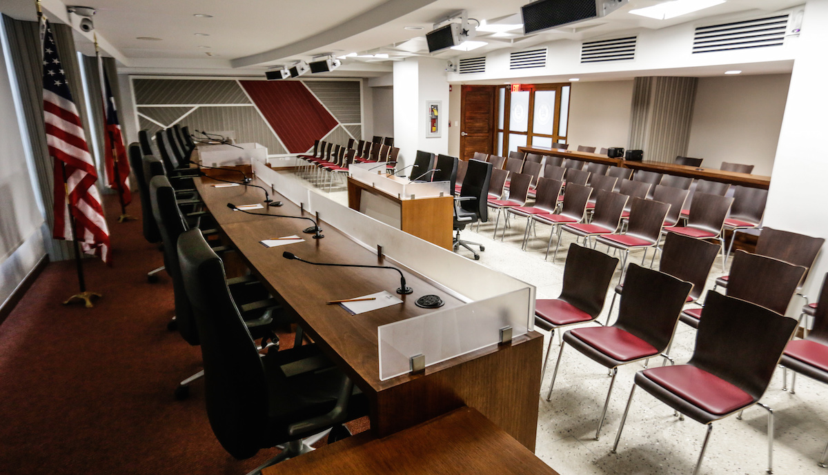 Salon María Martínez De Pérez Almiroty