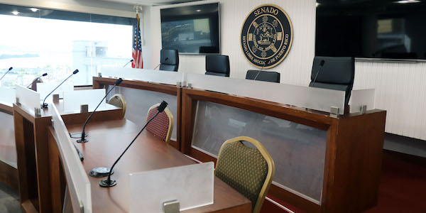Salon Trina Rivera De Ríos